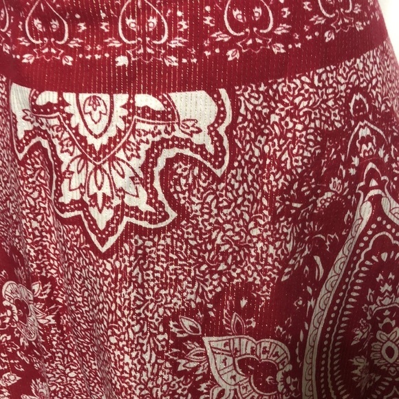 BCBG Maxazria red and gold bohemian style wrap skirt size XS - Picture 4 of 12